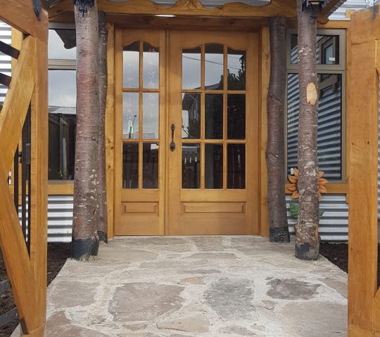 Hostal Y Departamentos Lago Cóndor